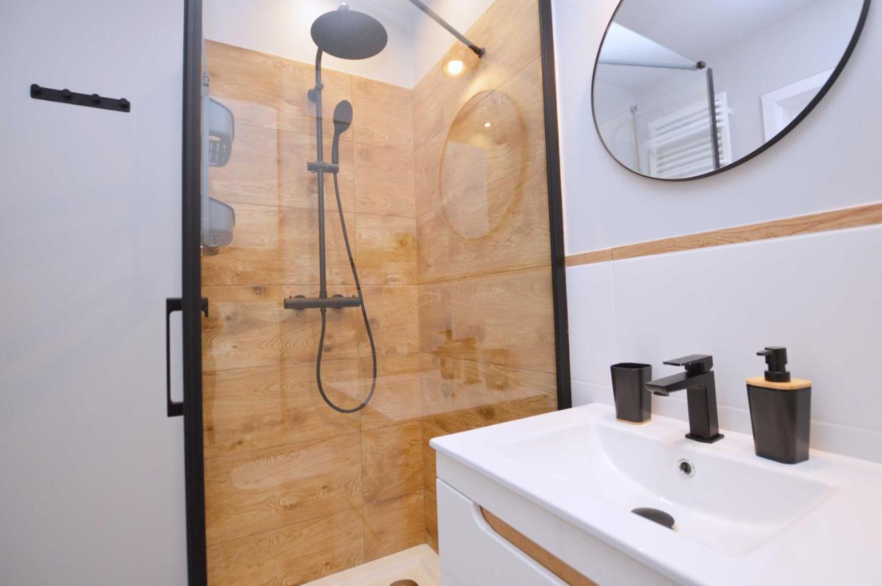 Nowoczesne Apartamenty 3City W Gdansku Z Parkingiem By Noclegi Renters Exterior foto